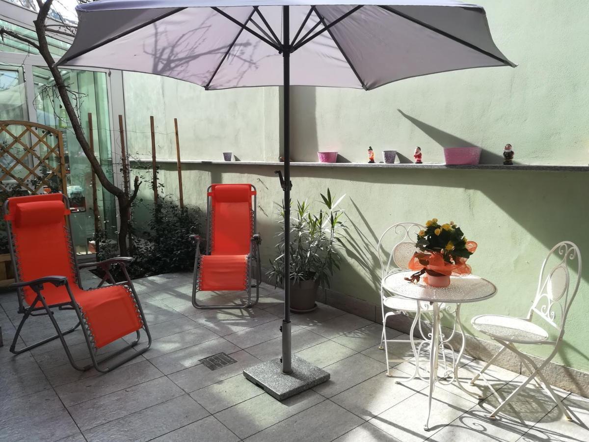 Milano In Voga Apartman Kültér fotó